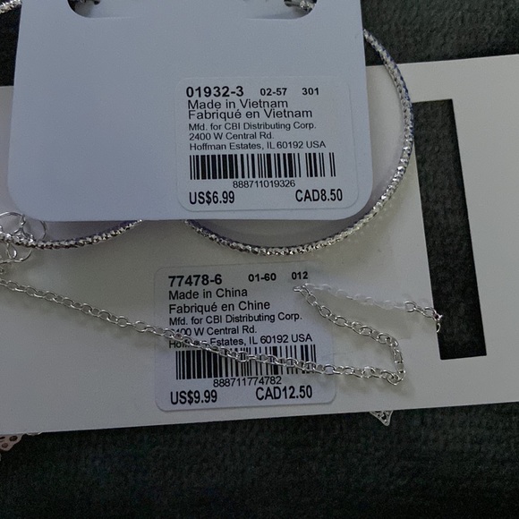 Claire's sensitive solutions silver hoops & butterfly necklace NWT - Picture 2 of 2